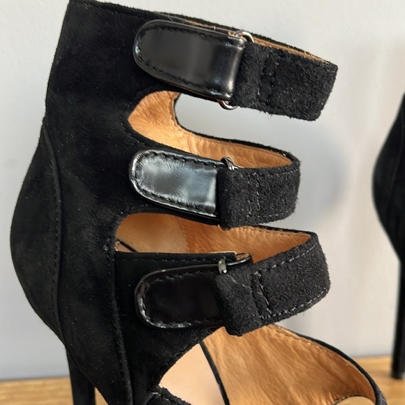 L.A.M.B Georgio Black Suede Velcro Closure Stiletto Platform Heels - Picture 2 of 10